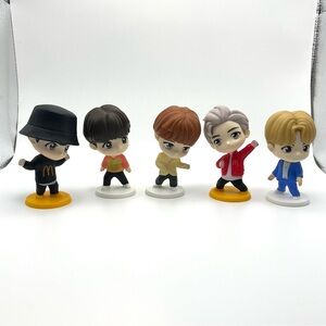 McDonald’s BTS TinyTan Happy Meal Toy Lot Of 5